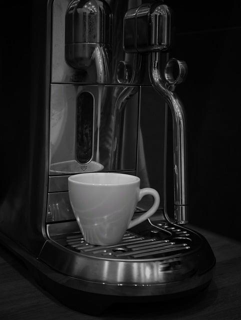 Brewing ⁣Happiness: How​ Coffee Can Lift⁢ Your Mood